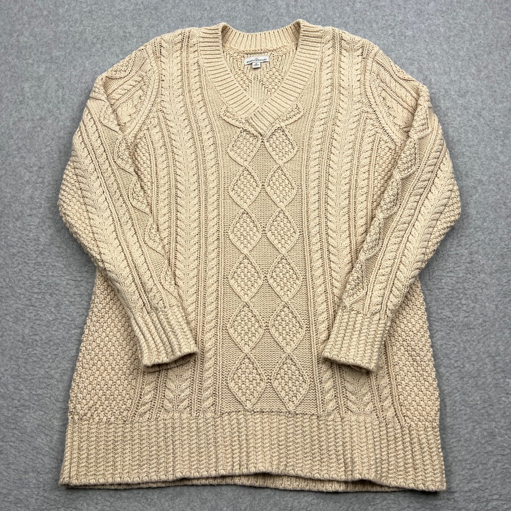 L.L. Bean Signature Sweater Womens Medium Beige Cable Chunky Fisherman V-Neck‎